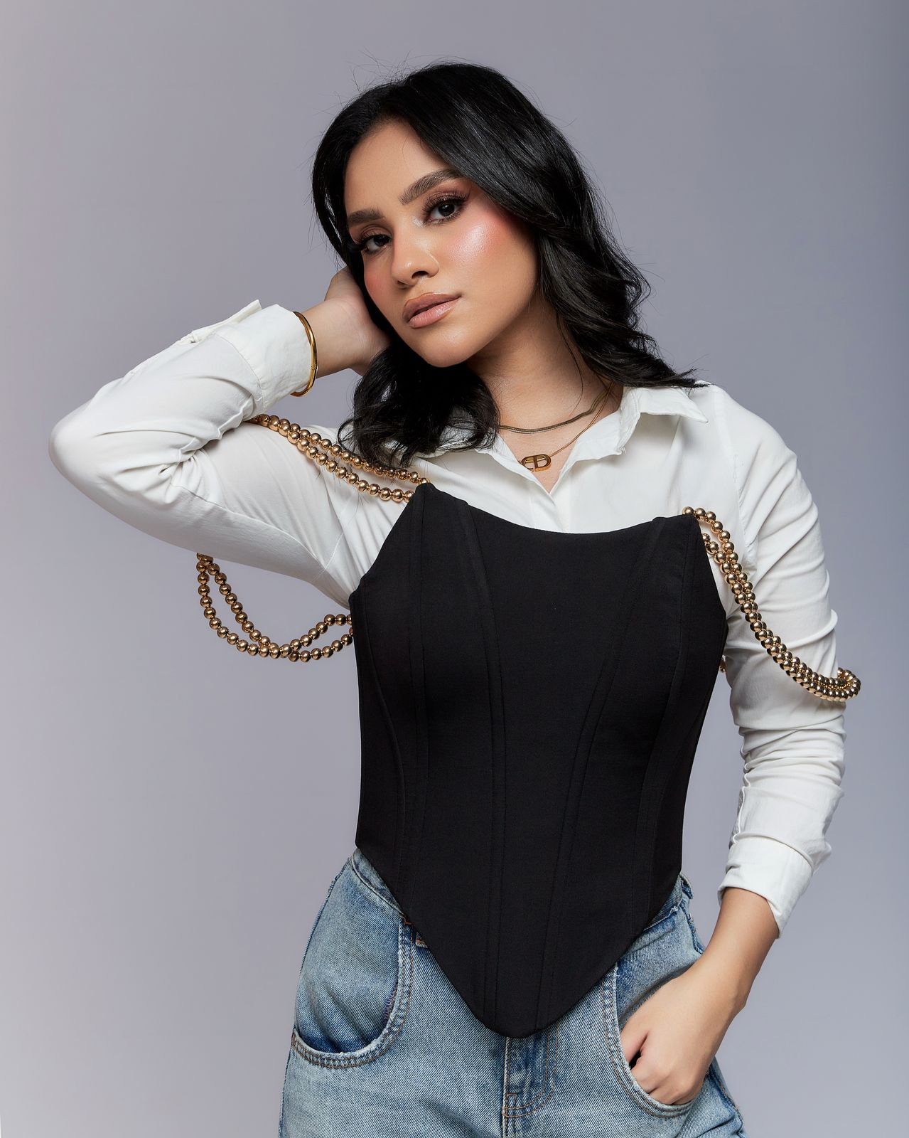 black plain corset